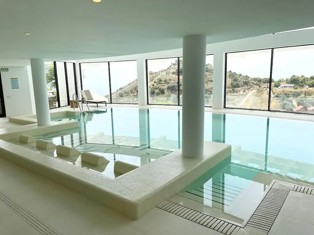 Palo Alto Luxury 2 Bedroom Apartment Ojen Holiday home