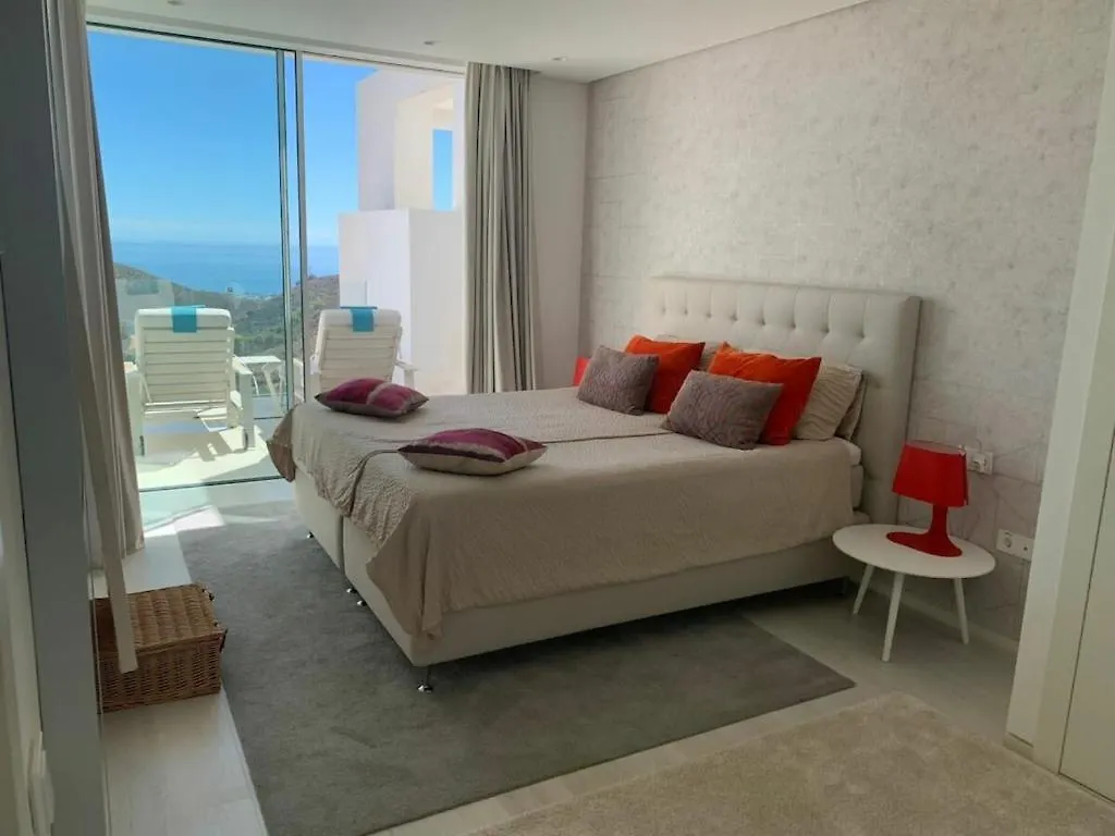 Palo Alto Luxury 2 Bedroom Apartment Ojen 0*,